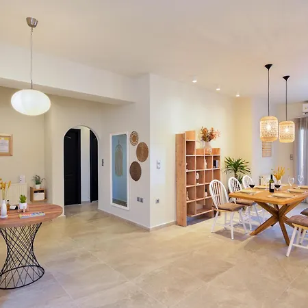 Haven Apartment *